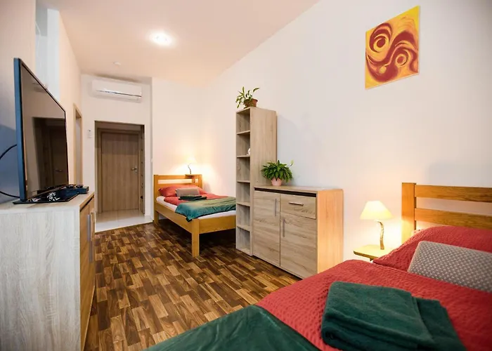 Gasthof A Wellness U Trebonske Madony