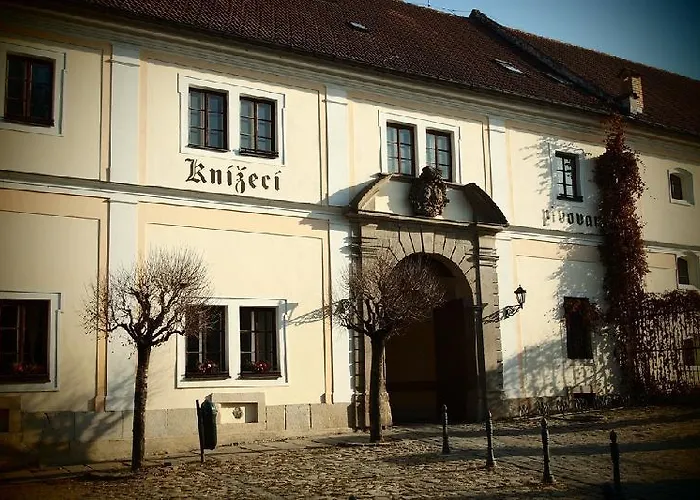 Gasthof A Wellness U Trebonske Madony